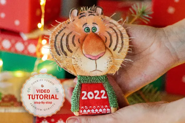Cookie class - Christmas Tiger. Step-by-step video tutorial